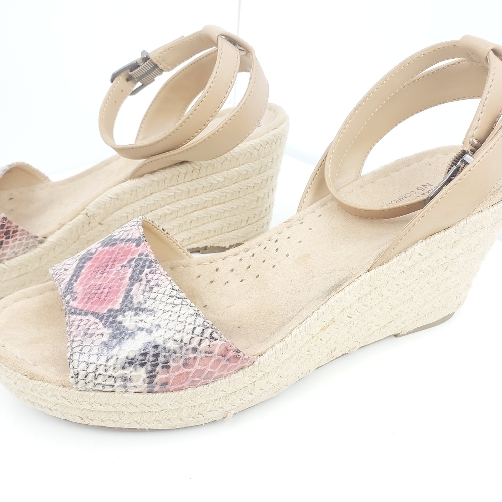 NATURALIZER wedge sandals size 10M - Picture 6 of 12